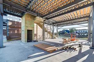 43 Commander Runco Ln, Taylor Lake Village, TX 77586 - Photo 7