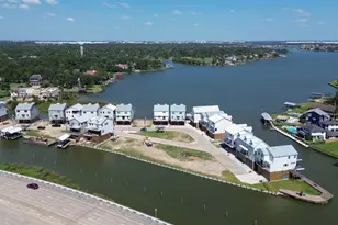 43 Commander Runco Ln, Taylor Lake Village, TX 77586 - Photo 21