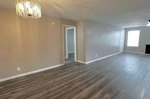 9700 Leawood Blvd, Houston, TX 77099 - Photo 7