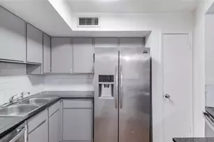10811 Richmond Ave, Houston, TX 77042 - Photo 7