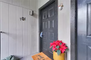 10811 Richmond Ave, Houston, TX 77042 - Photo 1