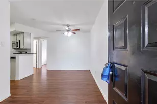 10811 Richmond Ave, Houston, TX 77042 - Photo 3