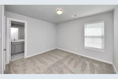 8406 Snowy Owl Lane, Houston, TX 77049 - Photo 33