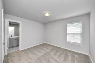 8406 Snowy Owl Ln, Houston, TX 77049 - Photo 33