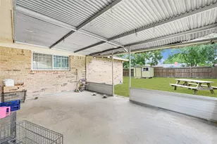 954 W Bertrand St, Houston, TX 77088 - Photo 23