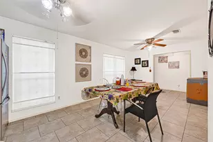 954 W Bertrand St, Houston, TX 77088 - Photo 7