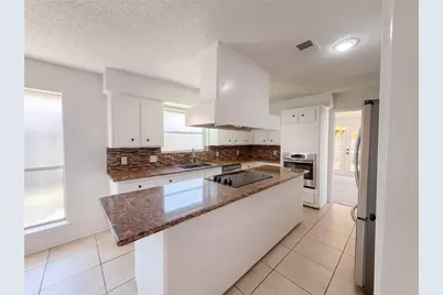 2307 Canyon Meadows Drive, Missouri City, TX 77489 - Photo 13