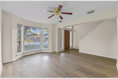 4911 Silver Fox Drive, Houston, TX 77066 - Photo 5