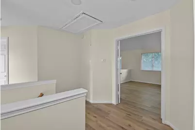 4911 Silver Fox Drive, Houston, TX 77066 - Photo 17