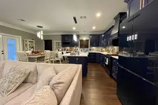 218 N Avenue A, Freeport, TX 77541 - Photo 29