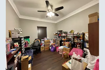 218 N Avenue A, Freeport, TX 77541 - Photo 11