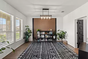 9718 Colonial Downs Dr, Mont Belvieu, TX 77523 - Photo 7