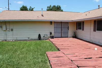 5802 Overdale Street, Houston, TX 77033 - Photo 9