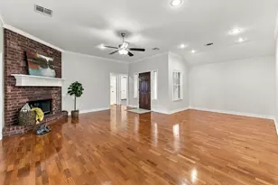 455 Cherry Hills Dr, Huntsville, TX 77340 - Photo 15