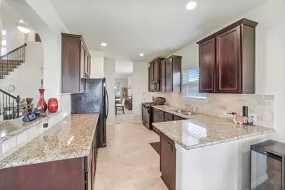 9815 Shimmering Lakes Drive, Rosharon, TX 77583 - Photo 9