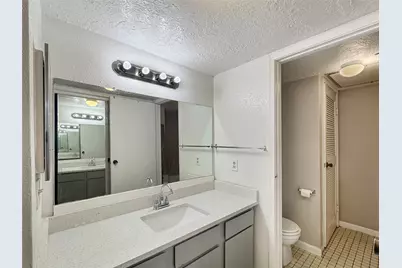 2021 Spenwick Drive #227, Houston, TX 77055 - Photo 13