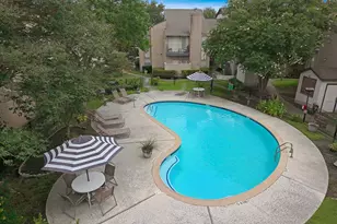 2021 Spenwick Dr, Houston, TX 77055 - Photo 15