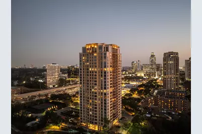 1000 Uptown Park Boulevard #101, Houston, TX 77056 - Photo 33