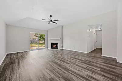19506 Elmtree Estates Drive, Katy, TX 77449 - Photo 5