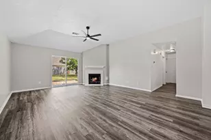 19506 Elmtree Estates Dr, Katy, TX 77449 - Photo 5