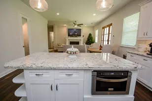 212 Osage Dr, Conroe, TX 77316 - Photo 7