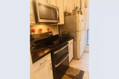 10051 Westpark Drive #242, Houston, TX 77042 - Photo 5