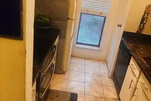 10051 Westpark Dr, Houston, TX 77042 - Photo 7