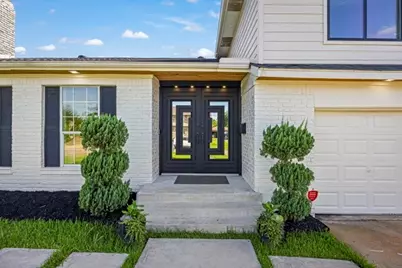 10826 Sageburrow Dr Drive, Houston, TX 77089 - Photo 7