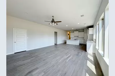 4026 Honeyspring Drive, Missouri City, TX 77459 - Photo 3