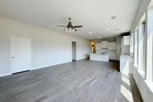 4026 Honeyspring Dr, Missouri City, TX 77459 - Photo 3