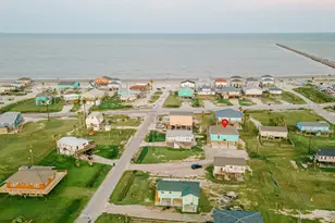 305 Jettyview Dr, Surfside Beach, TX 77541 - Photo 23