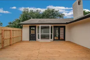2227 Cherry Bend Dr, Houston, TX 77077 - Photo 23