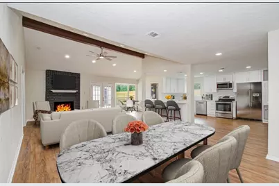 2227 Cherry Bend Dr, Houston, TX 77077 - Photo 9