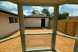 2227 Cherry Bend Dr, Houston, TX 77077 - Photo 7
