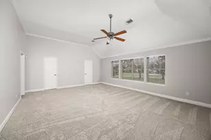 7915 Capri Cir, Houston, TX 77095 - Photo 27