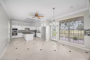 7915 Capri Cir, Houston, TX 77095 - Photo 17