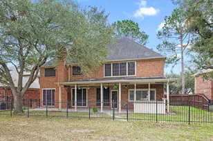 7915 Capri Cir, Houston, TX 77095 - Photo 47