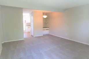 6041 N Winsome Ln, Houston, TX 77057 - Photo 7