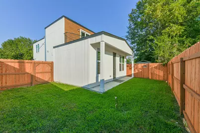 2111 Ontario Street, Baytown, TX 77520 - Photo 5