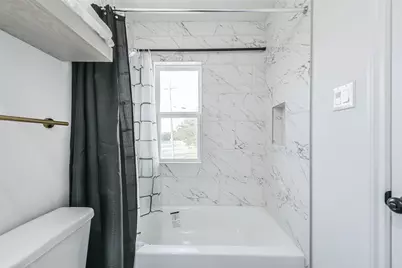 2111 Ontario Street, Baytown, TX 77520 - Photo 27