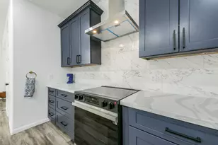 2111 Ontario St, Baytown, TX 77520 - Photo 11