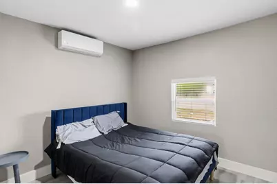 5914 Southcrest Street, Houston, TX 77033 - Photo 19