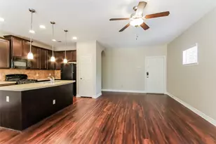 2046 Lost Pine Ct, Conroe, TX 77304 - Photo 9