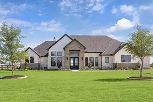 1027 Lake Breeze Dr, Waller, TX 77484 - Photo 1