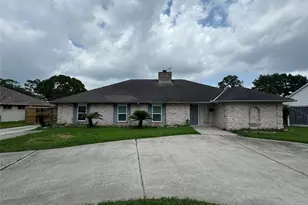 7910 Sands Point Dr, Houston, TX 77036 - Photo 1