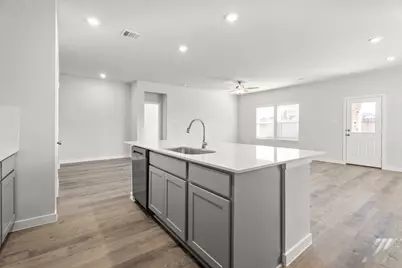 1617 Elm Court, Angleton, TX 77515 - Photo 15