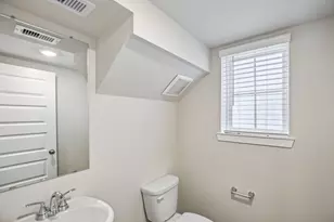 633 Sand Dollar Dr, Kemah, TX 77565 - Photo 13