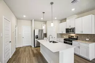 633 Sand Dollar Dr, Kemah, TX 77565 - Photo 9
