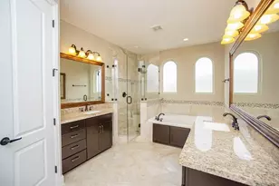1025 W 21st St, Houston, TX 77008 - Photo 25