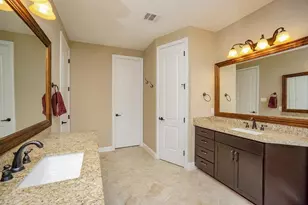 1025 W 21st St, Houston, TX 77008 - Photo 27